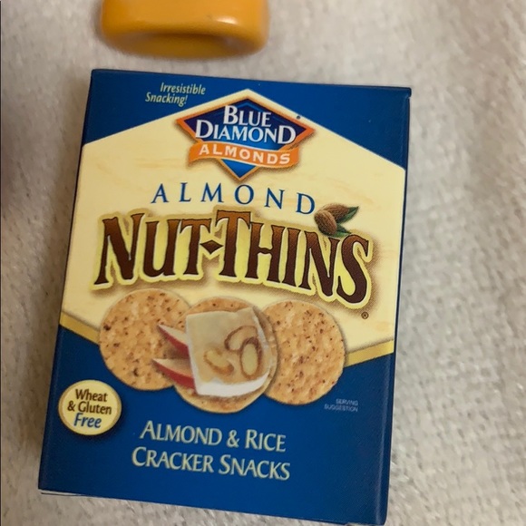 Mini Brands - Picture 6 of 7